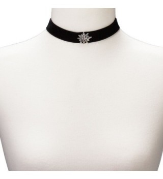 Bavarian Rhinestone Edelweiss Velvet Choker in Women's Pendants