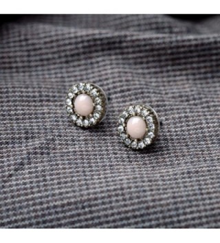 Fashion Ornament Crystal Flower Earrings in Women's Stud Earrings