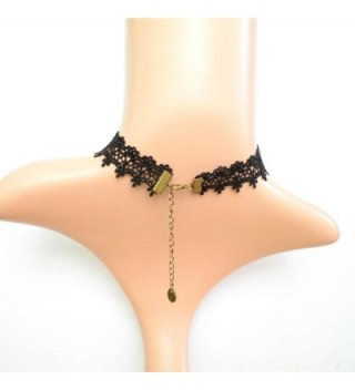 Charm L Grace Flower Pendant Necklace in Women's Chain Necklaces